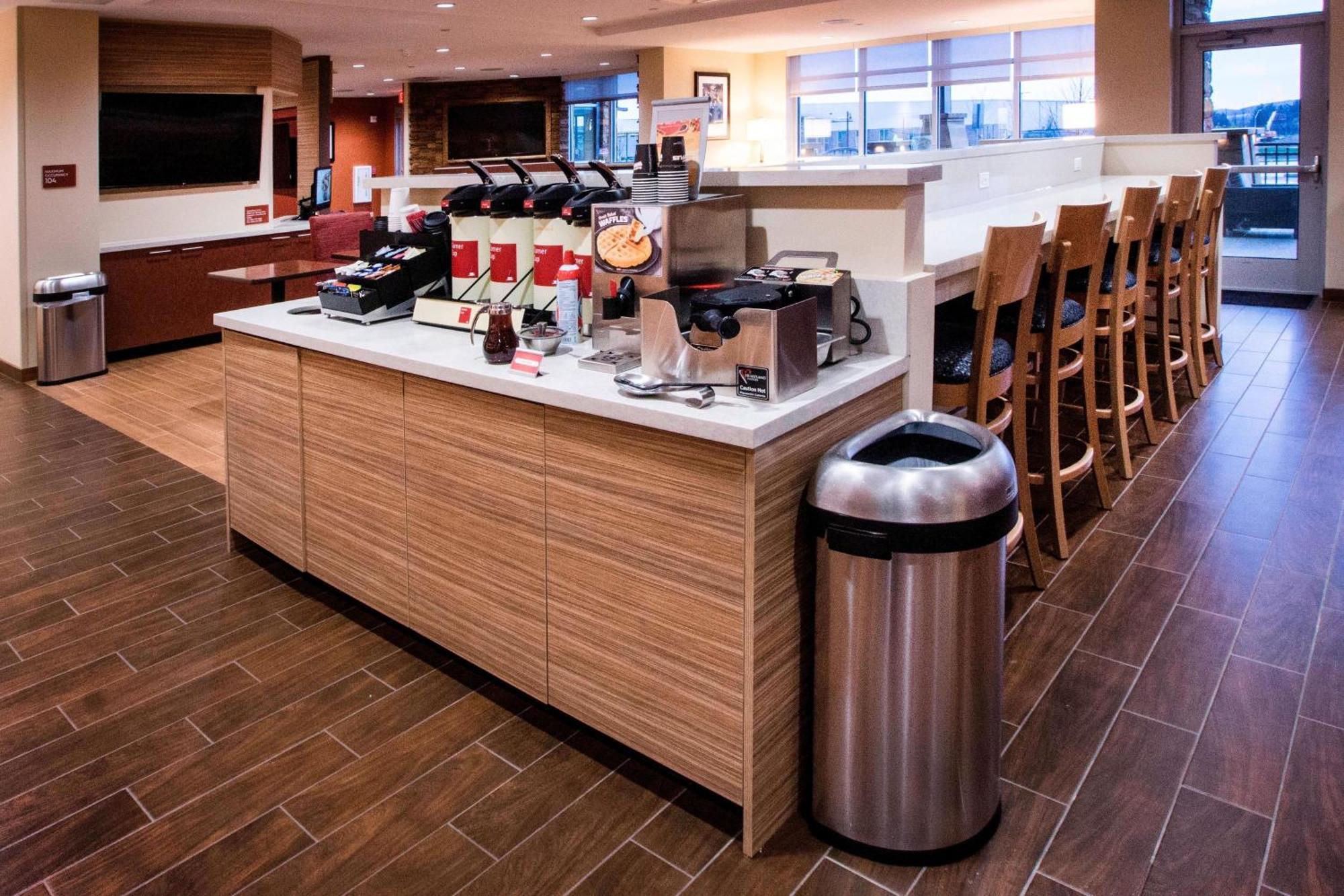 Towneplace Suites By Marriott Pittsburgh Cranberry Township Exteriör bild